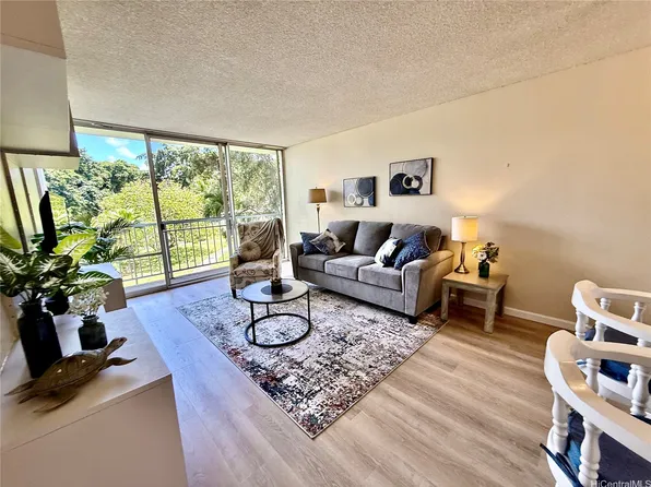 98-410 Koauka Loop APT 3B, Aiea, HI 96701