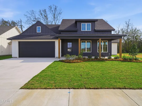 111 Stapleton Dr, Carencro, LA 70520