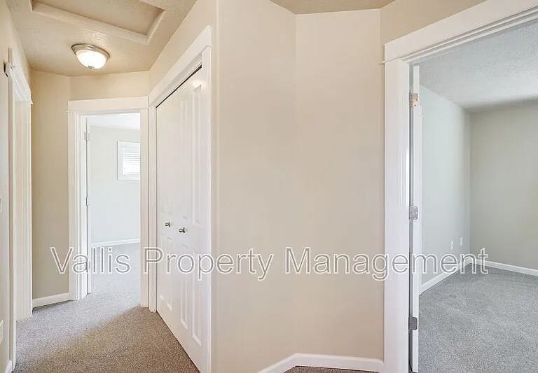 5164 Andresen St SE — Photo 30