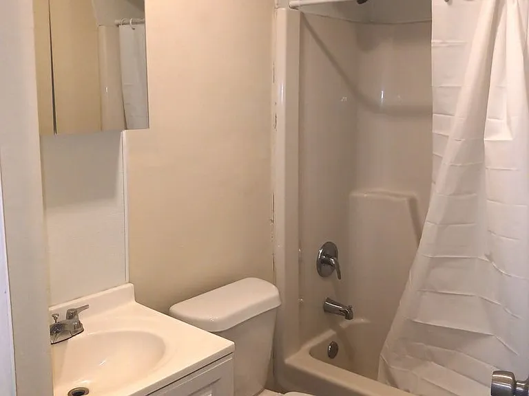 5791 Sheridan Rd — Photo 8