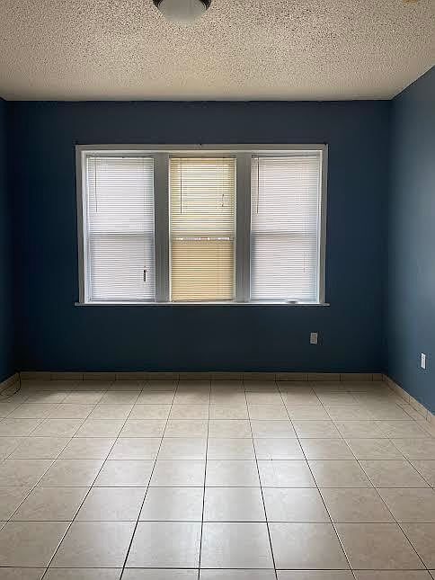 2nd image of 2234 W 18th Pl #2-1