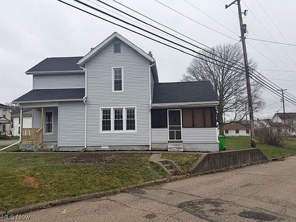 2nd image of 525 E High St