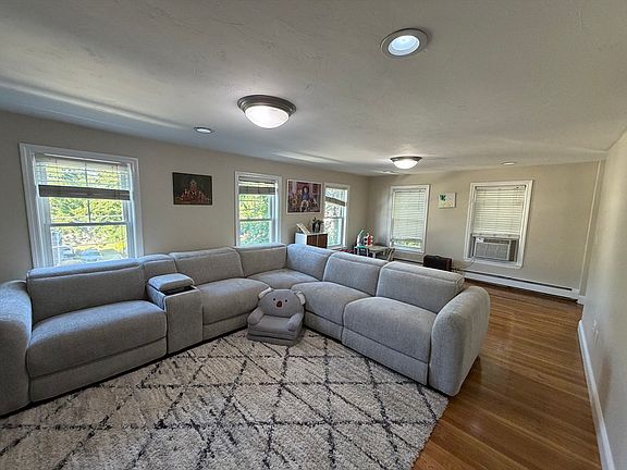 4th image of 24 Granite St