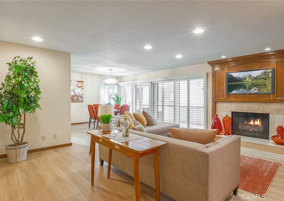 1st image of 6272 Riviera Cir