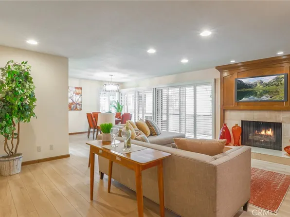 6272 Riviera Cir, Long Beach, CA 90815