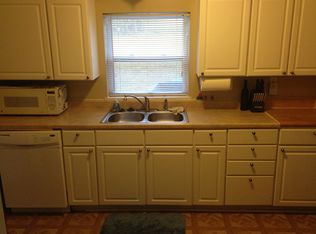 18 Sylvan, Pontiac, MI 48341