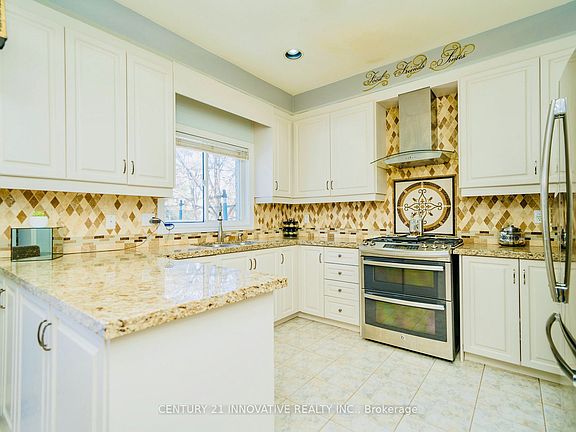 4th image of 40 Norbury Dr