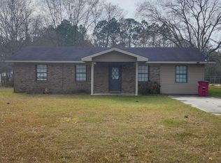 232 Beach Rd SW, Baxley, GA 31513