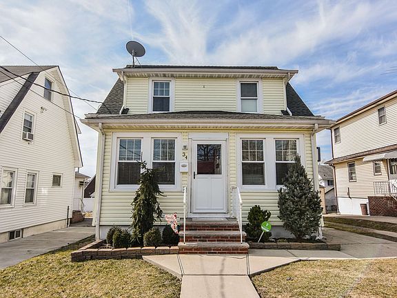 2nd image of 34 Vincent Ave