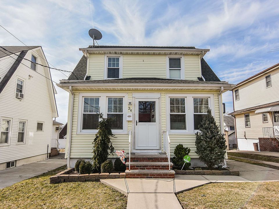 1st image of 34 Vincent Ave