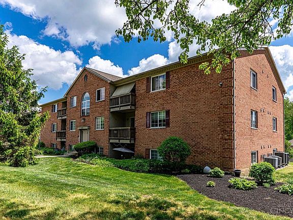 2nd image of 1575 Gelhot Dr APT 90