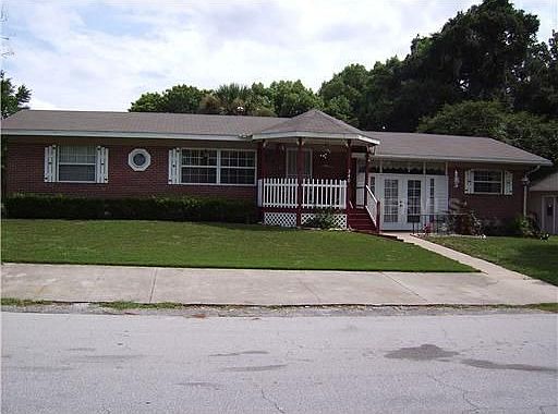 1st image of 340 Ballard Ave