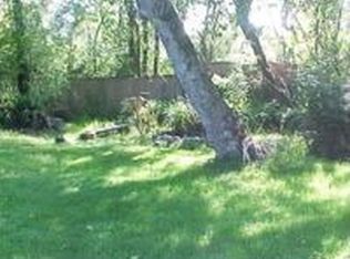 2516 Oak St, North Bend, OR 97459