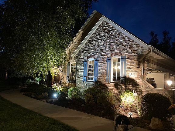 5th image of W238N7381 Monterey Ct