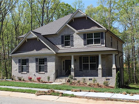 3rd image of 106 White Poplar Dr