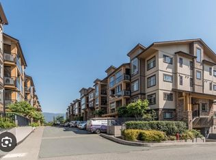 12655 190a St #403, Pitt Meadows, BC V3Y0E9