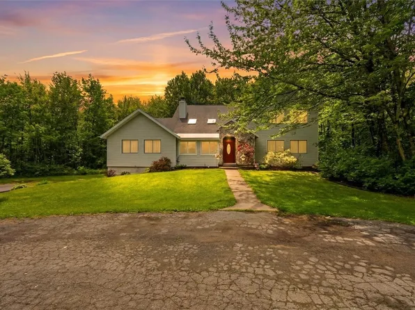 10386 Miller Rd, Utica, NY 13502