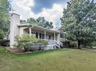 3404 King Arthur Dr SW, Marietta, GA 30008