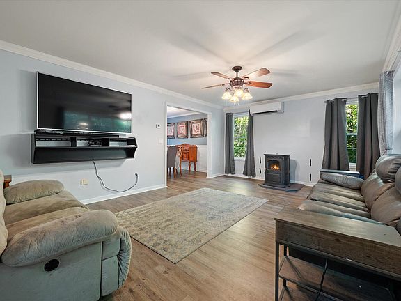 4th image of 74 Smith Road
