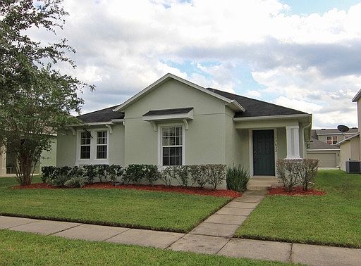 1st image of 13632 Phoenix Dr