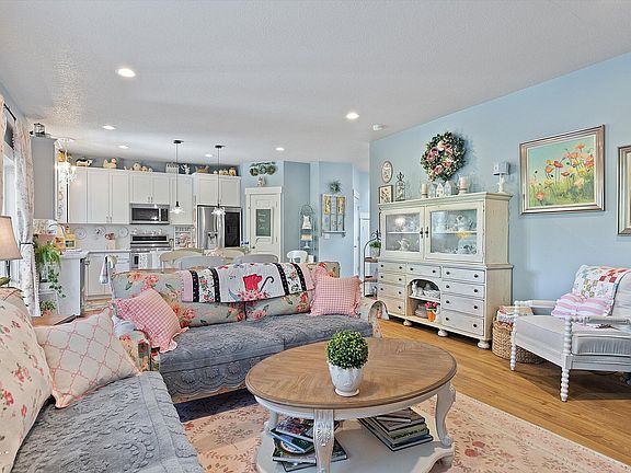 5th image of 4678 NE Windward Pl