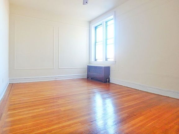 4th image of 30-83 29th St #Ag