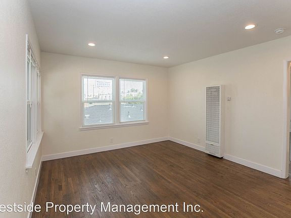 2nd image of 1830 Washington Way #1/2
