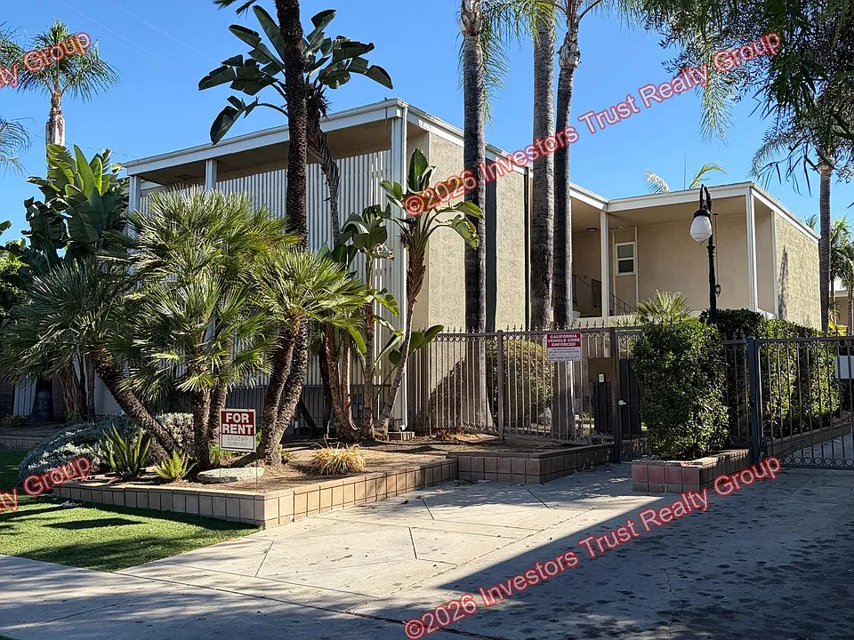 504 S Barranca Ave #7