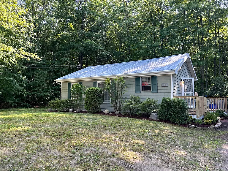 118 Blakely Rd — Photo 1