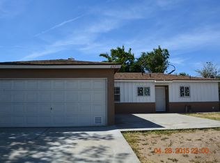 637 E McKinley St, Rialto, CA 92376