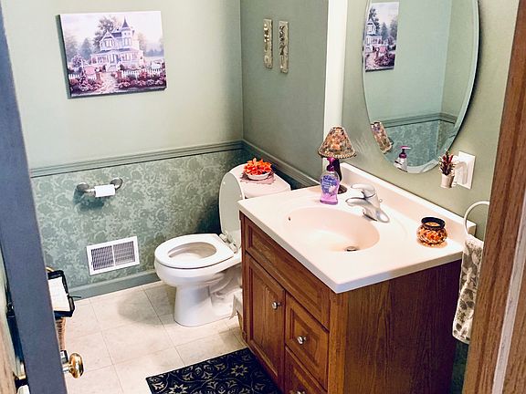 1/2 bath off kitchen 