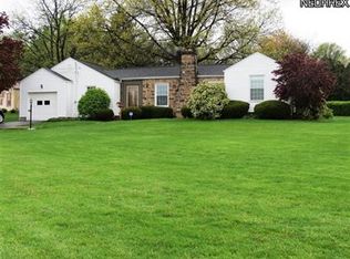 34 S Beverly Ave, Youngstown, OH