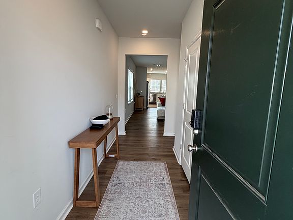 4th image of 811 Falls Grove Trl #811