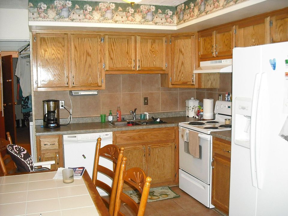 2nd image of 7343 Belle Plain Dr