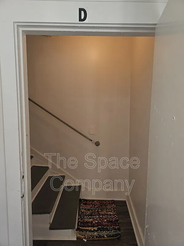 1 bed, 1.0 bath, $1,350 — Photo 3