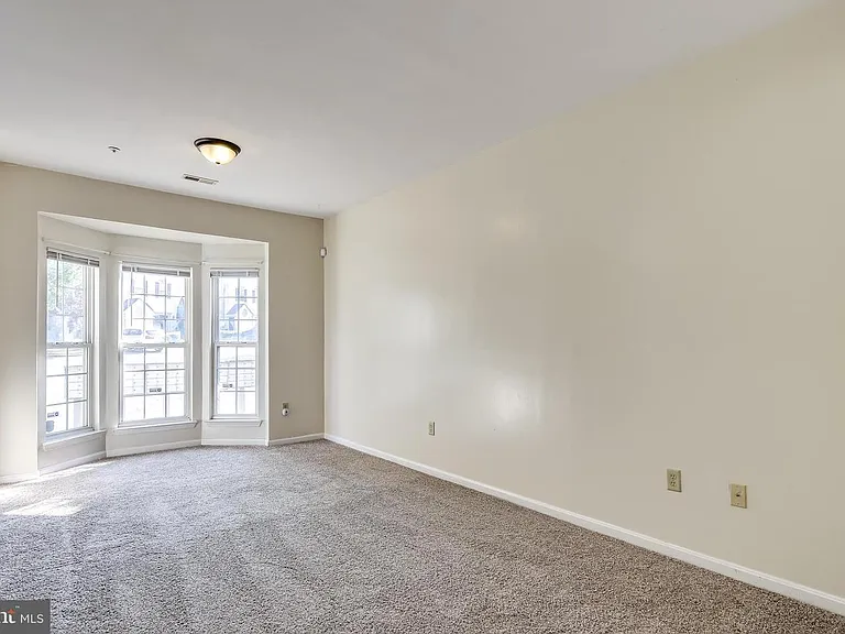 2018 Cooper Point Ct — Photo 11