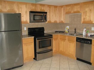 1232 Marywood Ct, Aurora, IL 60505