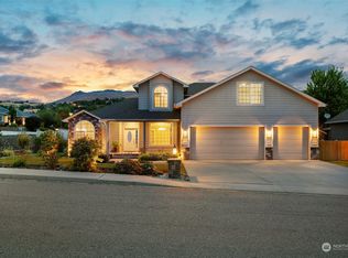 194 Lilly Ln, Wenatchee, WA 98801