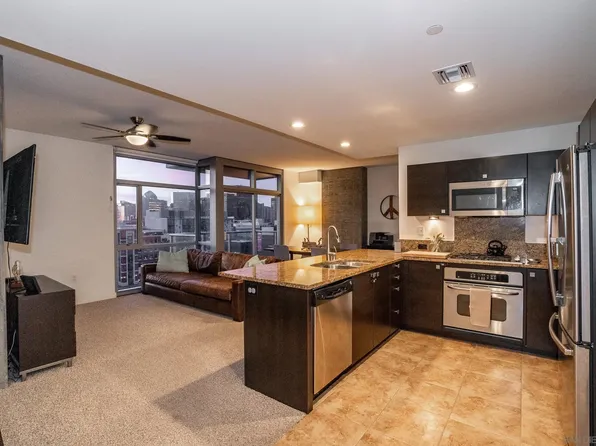 800 The Mark Ln Unit 801, San Diego, CA 92101