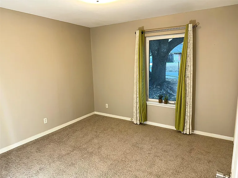 4905 Placid Pl — Photo 13
