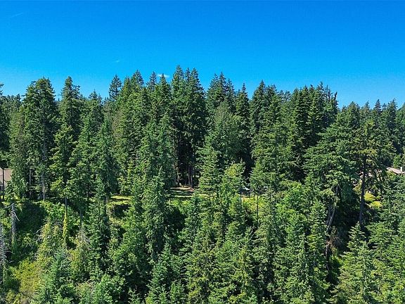 2nd image of 2515 Bretland Road