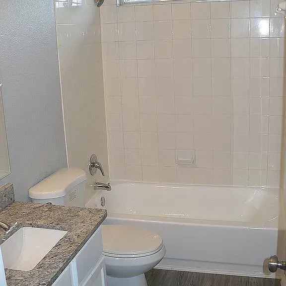 1200 Kenneys Way — Photo 7