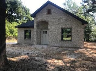 808 Tenery St, Gladewater, TX 75647
