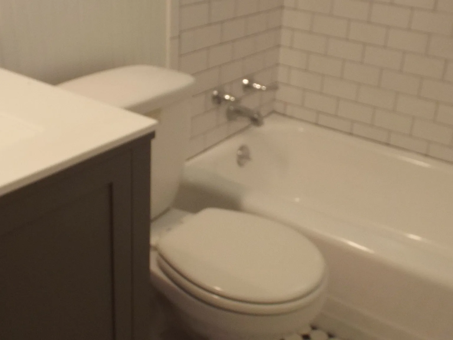 3 bed, 1.5 bath, 1315 sqft, $2,600 — Photo 2