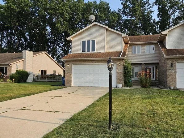 2215 Texas St, Chesterton, IN 46304