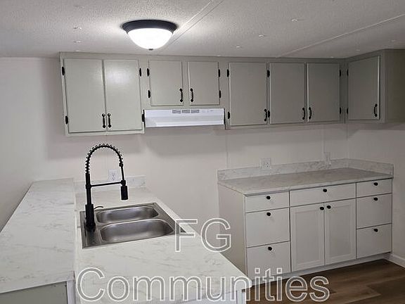 2nd image of 100 2nd Ave SE Unit C