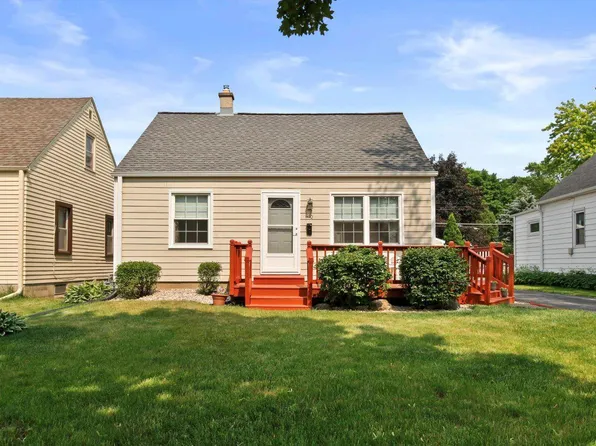 1110 South 120th STREET, West Allis, WI 53214