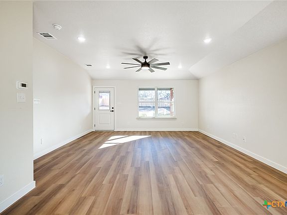 4th image of 1208 Mill St