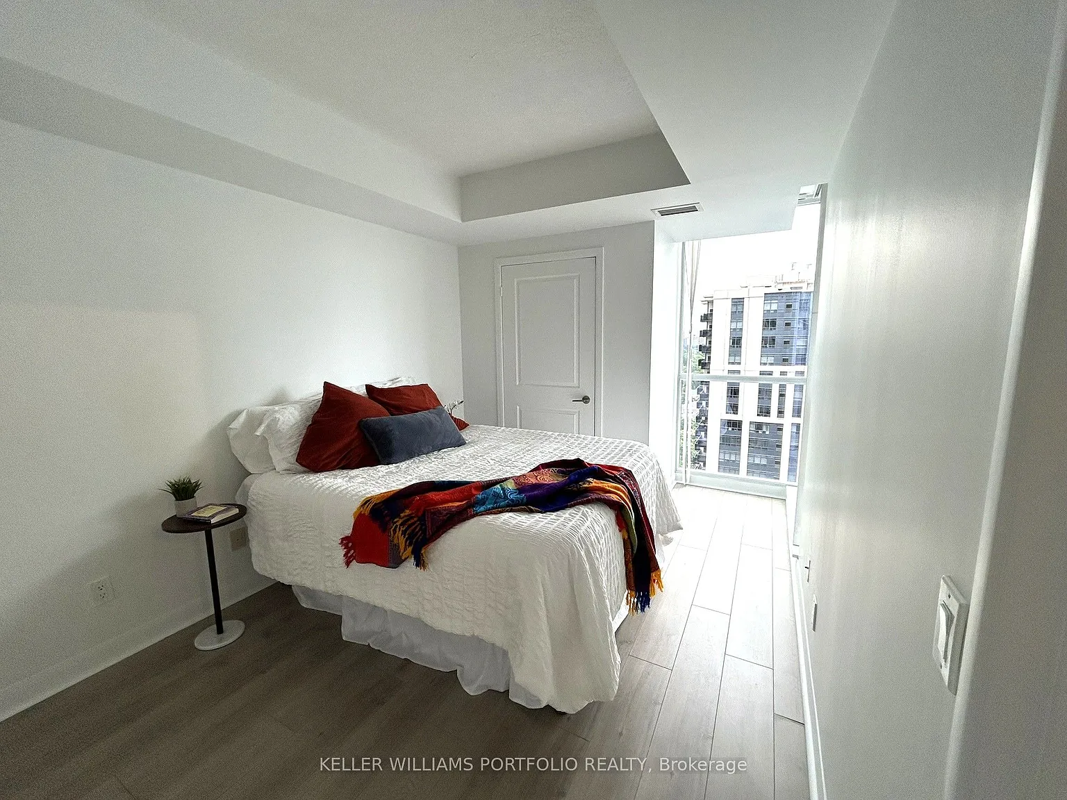 2 bed, $2,600 — Photo 3