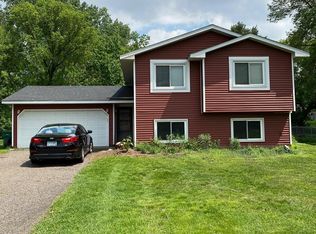 10279 Tamarack St NW, Coon Rapids, MN 55433